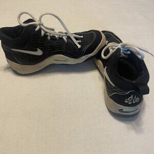 Vintage 1990s Boys Kids Black & White Nike Shoes - Size 3.5 ? - 23.5 Euro Size